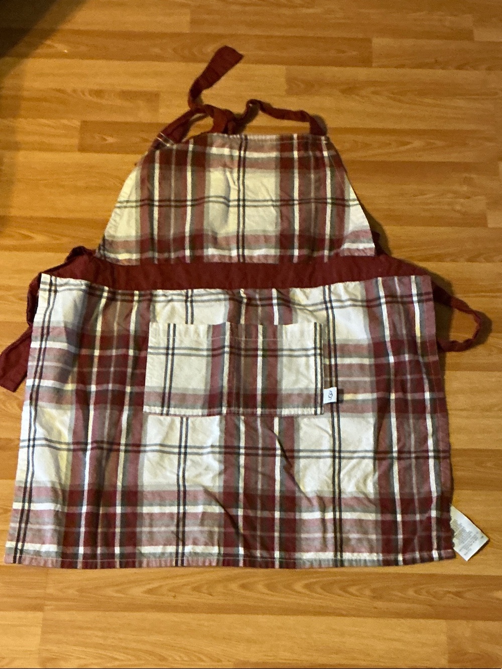 UGG Red and Cream Plaid Cotton Kitchen Apron with Pockets